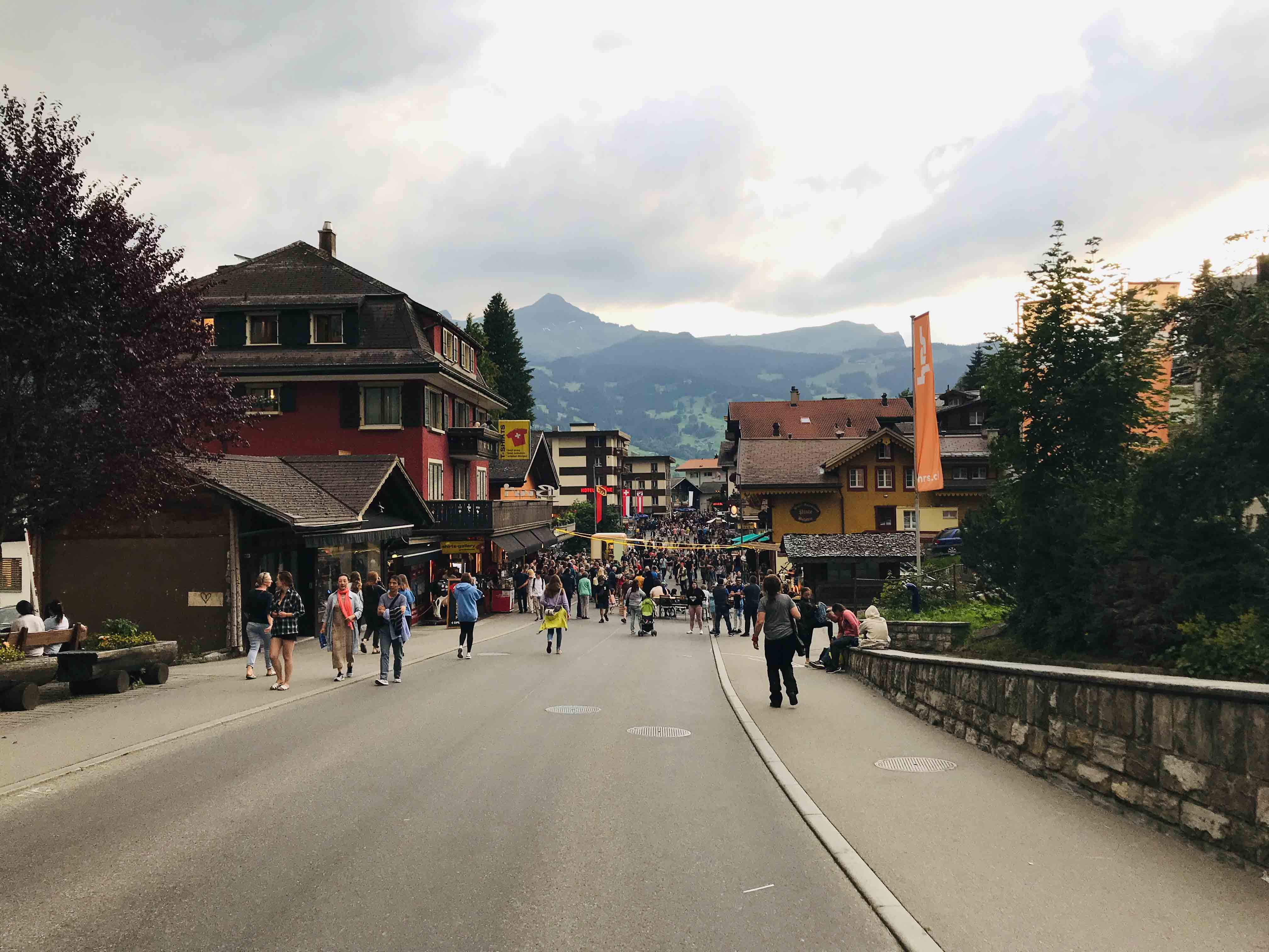 Strassenfest - Ferienwohnung Chalet Anemone Grindelwald